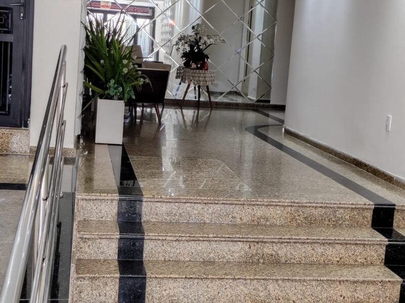 Penthouse Exclusiva de 424 m² en el Centro de Itapema/SC